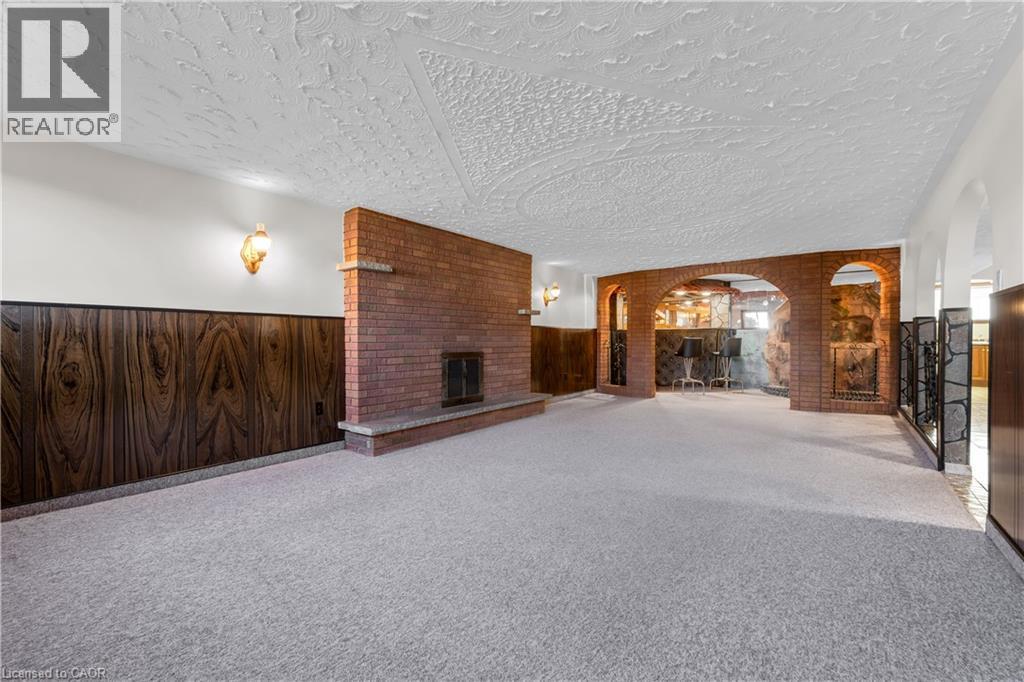 11 Forest Hill Crescent, Hamilton, ON -