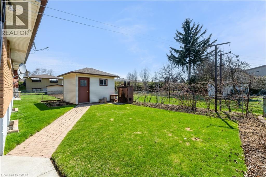 11 Forest Hill Crescent, Hamilton, ON - Outdoor