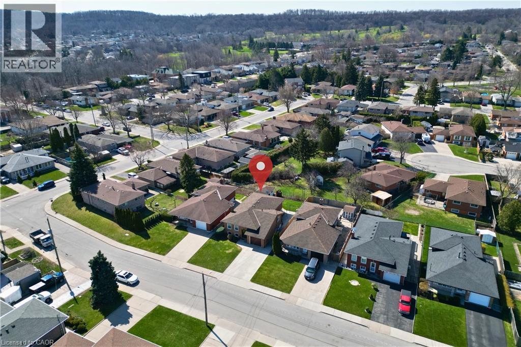 11 Forest Hill Crescent, Hamilton, ON - Outdoor With View