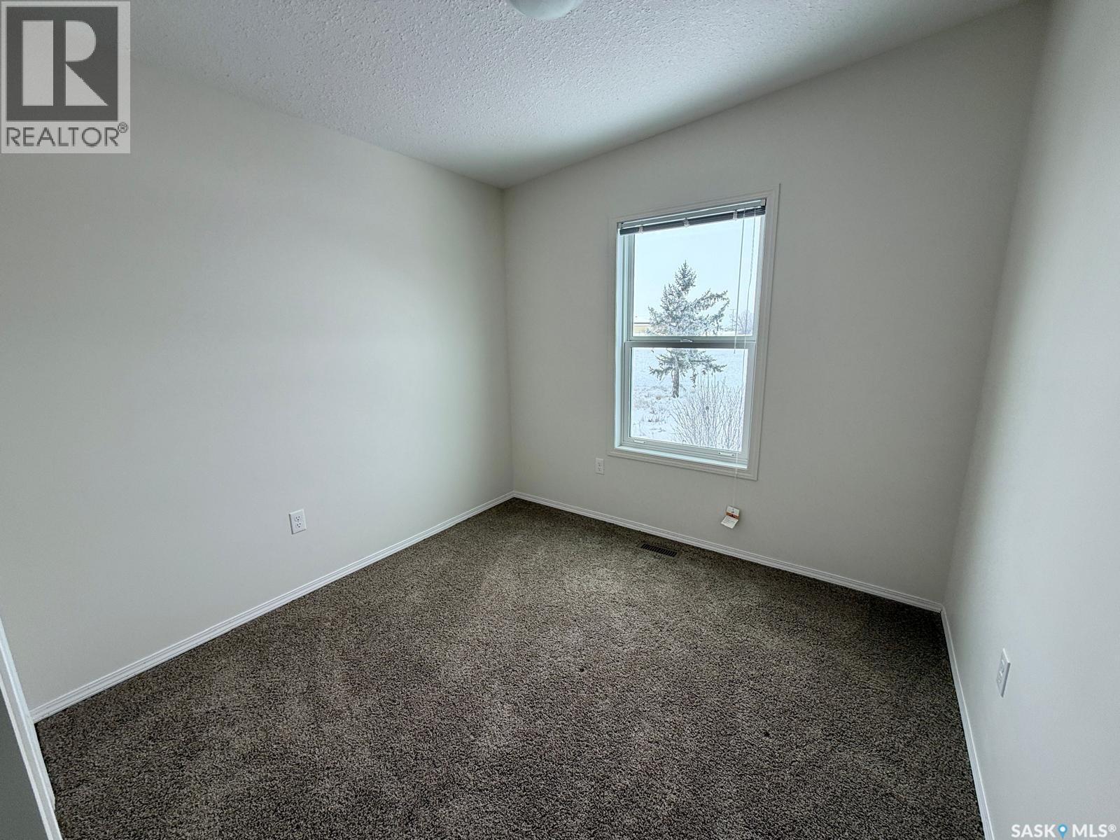 179 Chateau Crescent, Pilot Butte, SK - Indoor Photo Showing Other Room