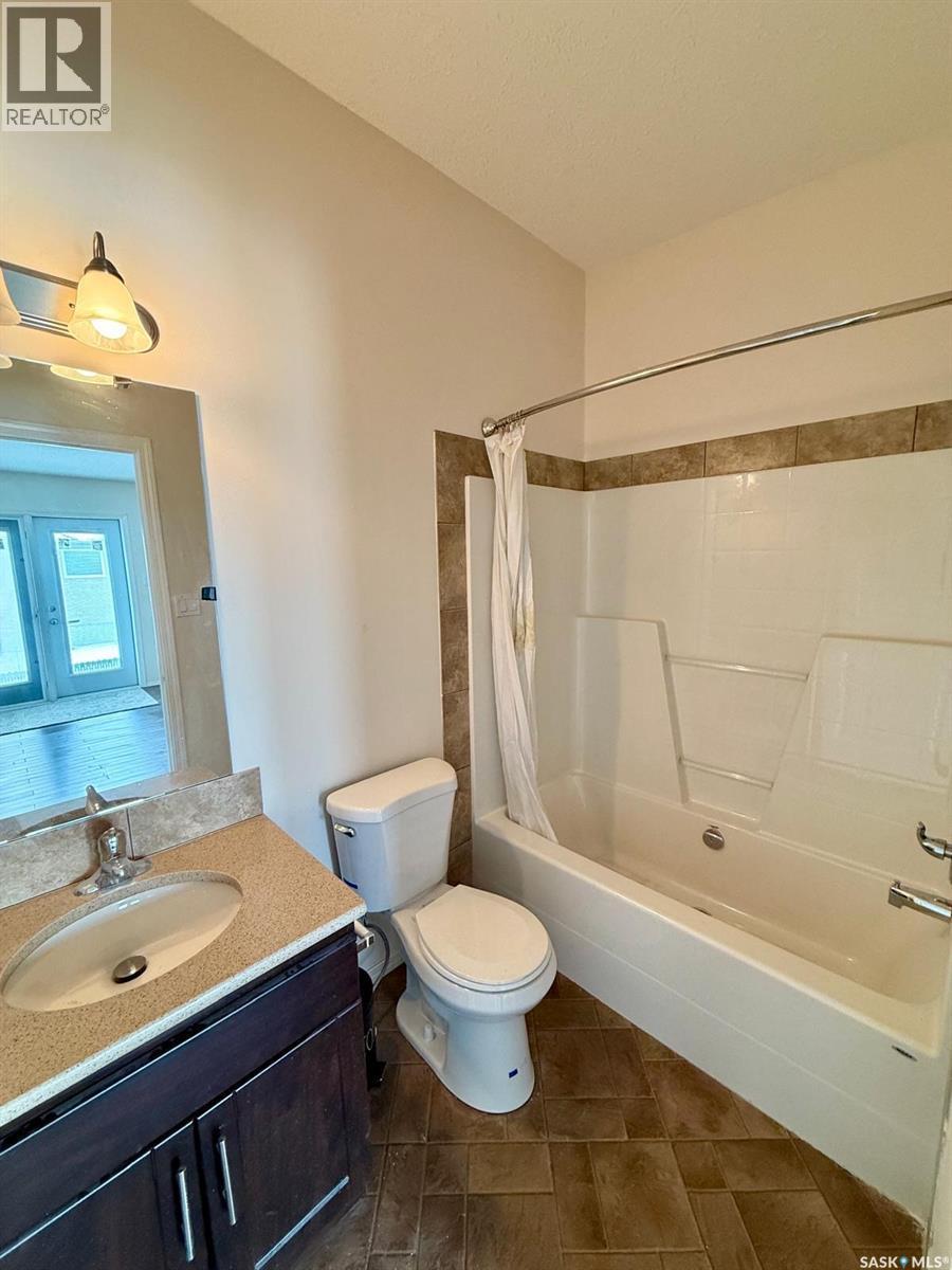 179 Chateau Crescent, Pilot Butte, SK - Indoor Photo Showing Bathroom