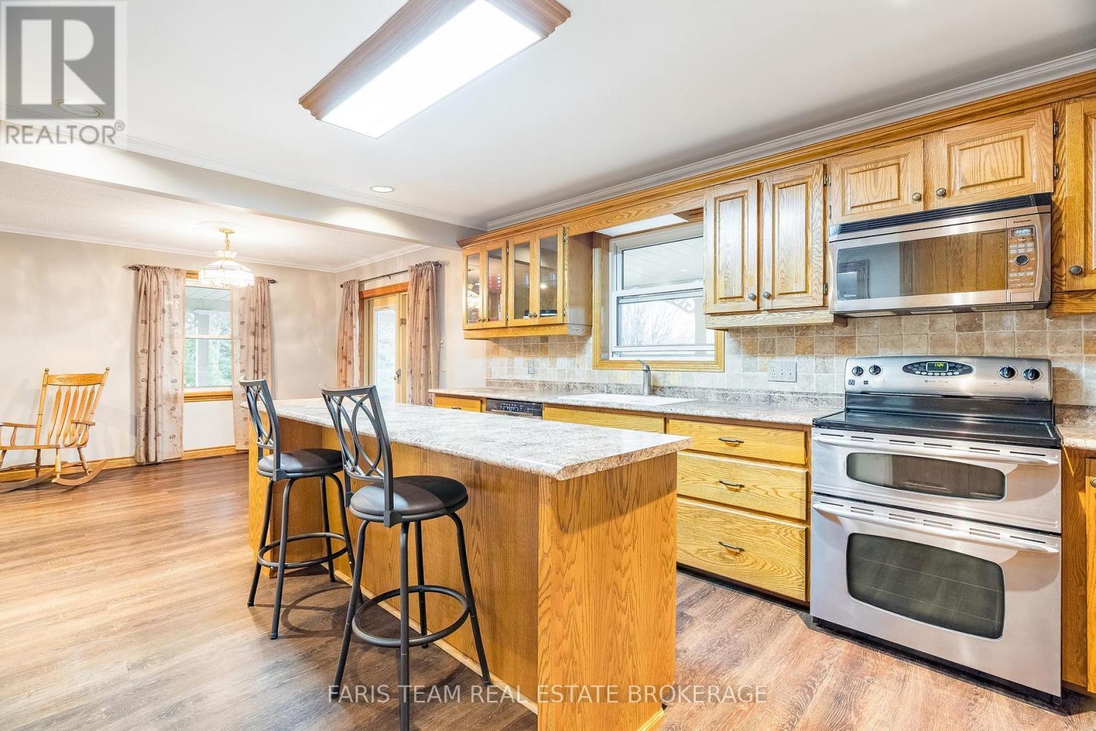 Virtually Staged - 301 Concession 4 Road E, Tiny, ON