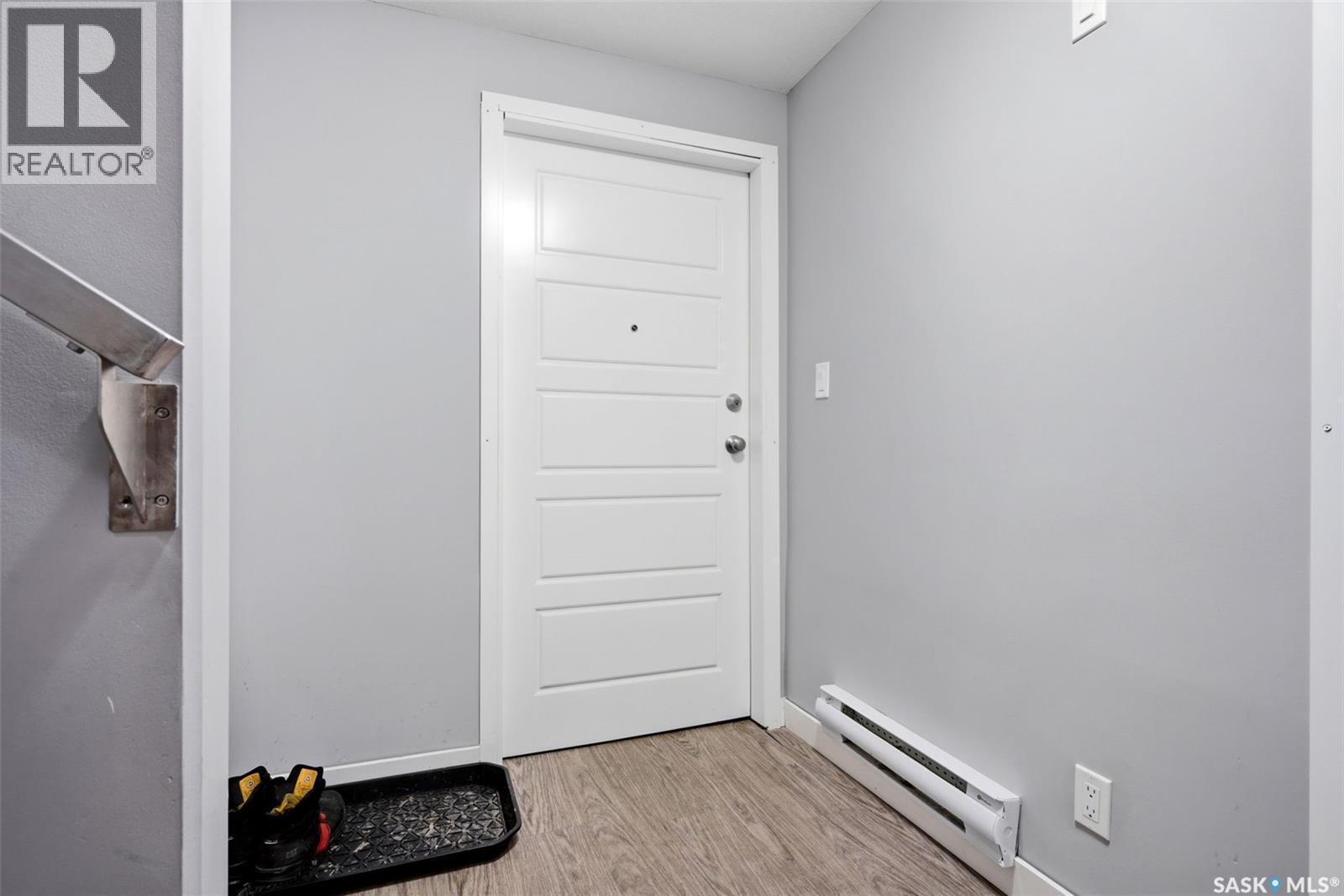 960 Wallace Street, Regina, SK - Indoor Photo Showing Other Room