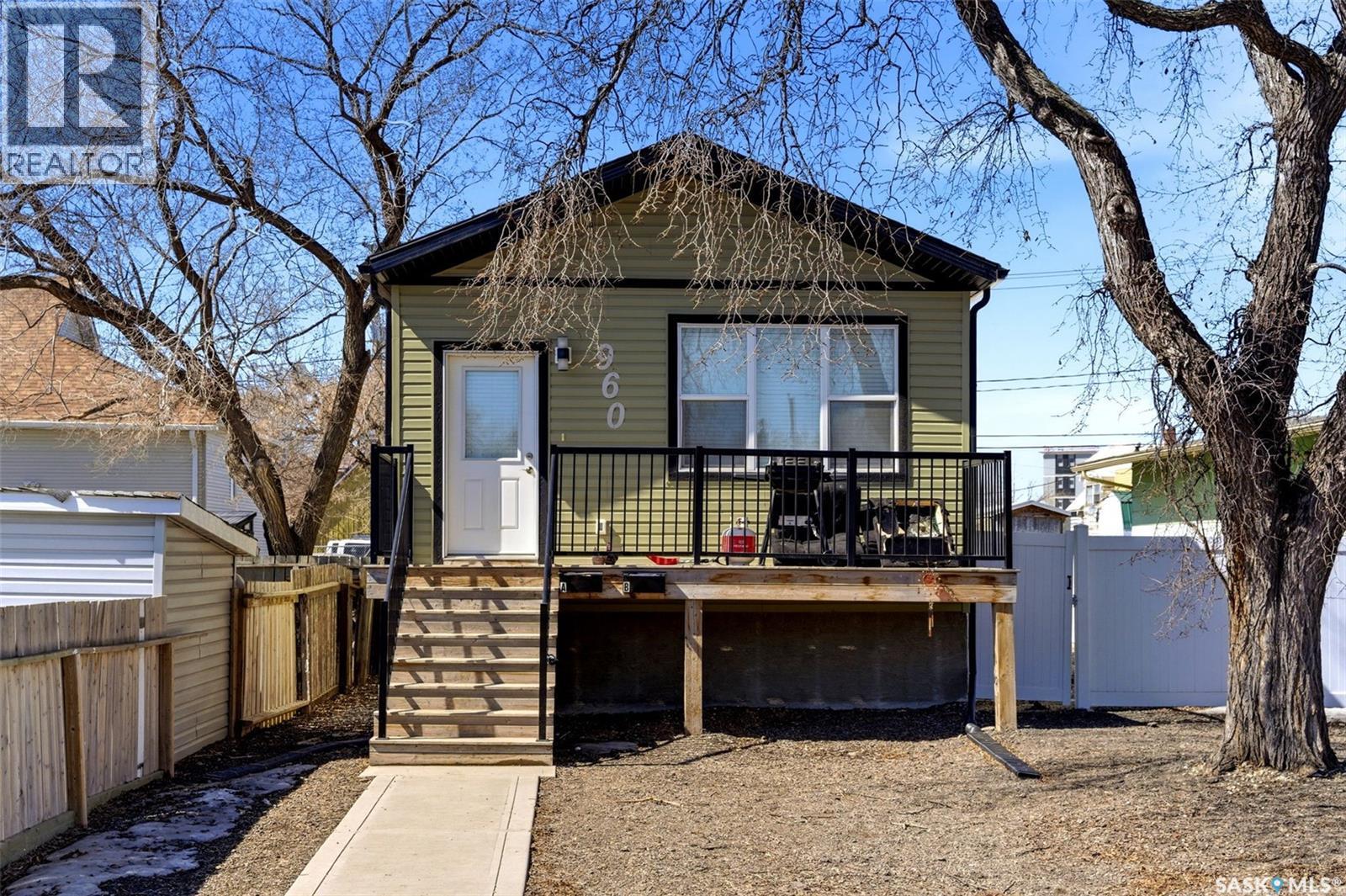 960 Wallace Street, Regina, SK - Outdoor