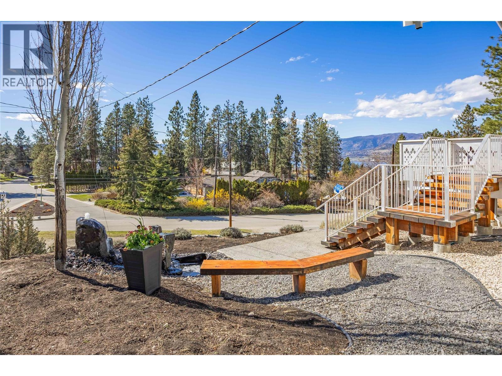 488 Sheila Crescent, Kelowna, BC - Outdoor