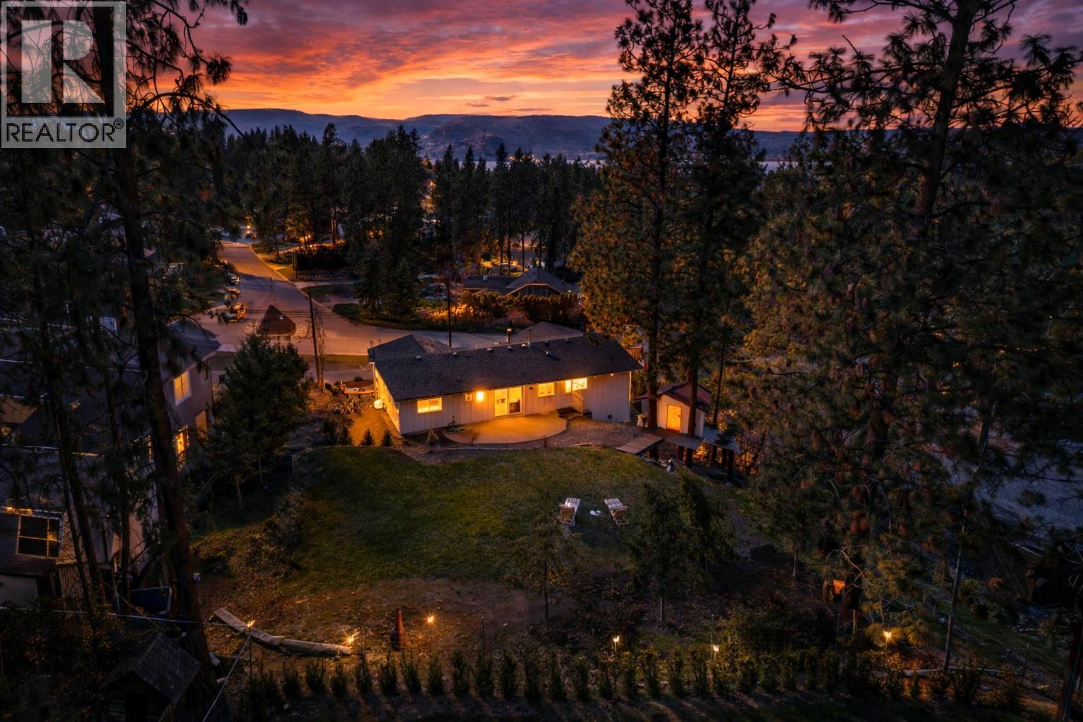 488 Sheila Crescent, Kelowna, BC - Outdoor With View