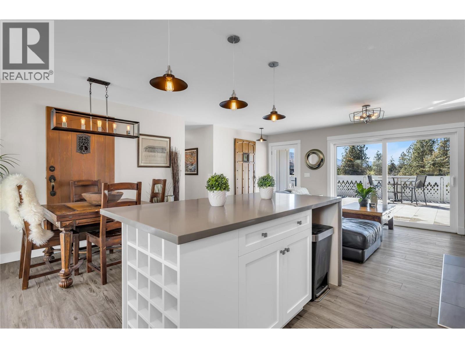 488 Sheila Crescent, Kelowna, BC - Indoor