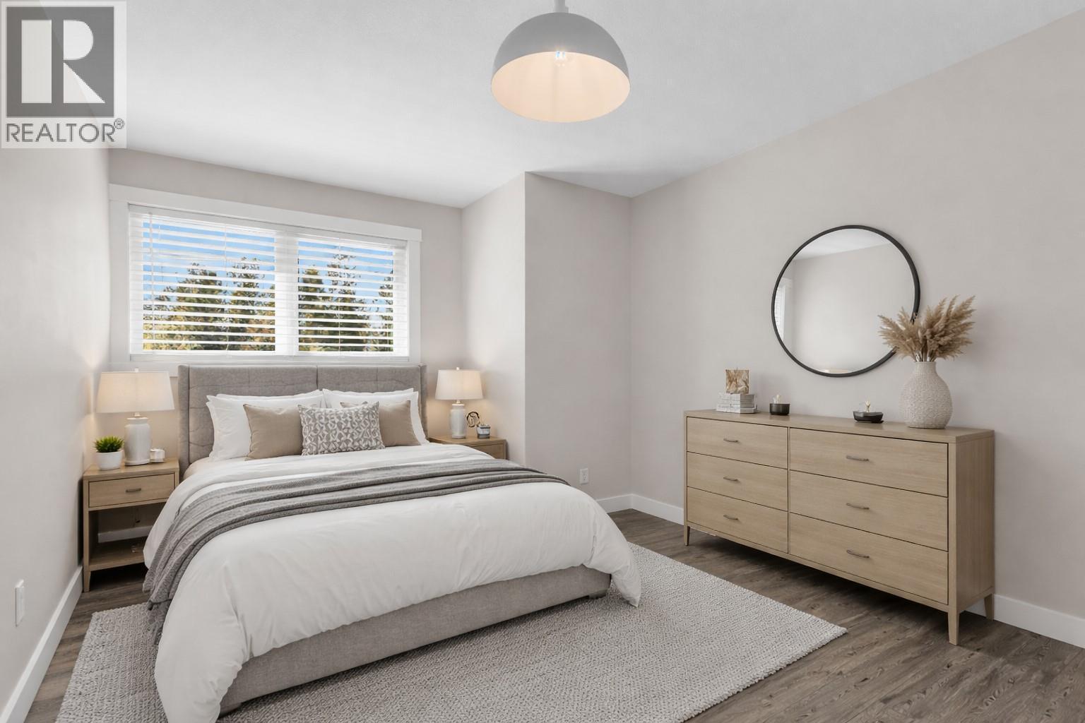 Bedroom 2 *virtually staged - 488 Sheila Crescent, Kelowna, BC - Indoor Photo Showing Bedroom