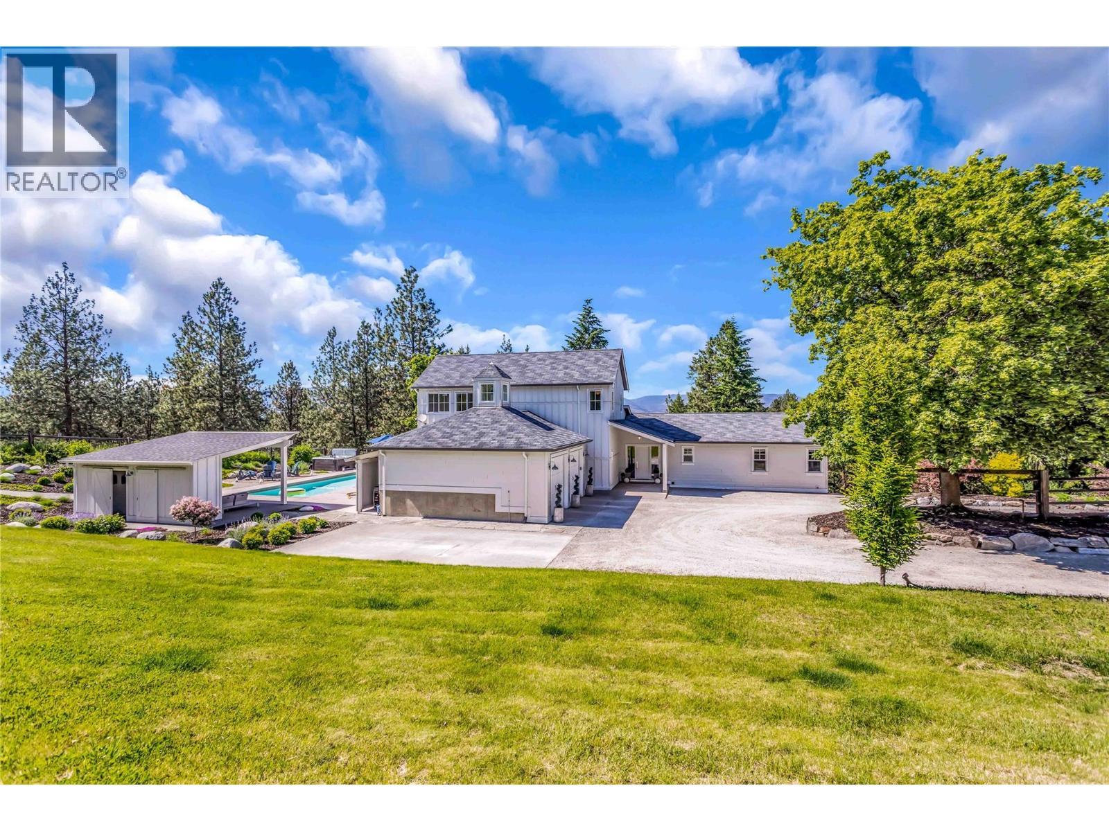 Welcome to 2376 Saucier Road - 4.25 acres of privacy. - 2376 Saucier Road, Kelowna, BC - Outdoor
