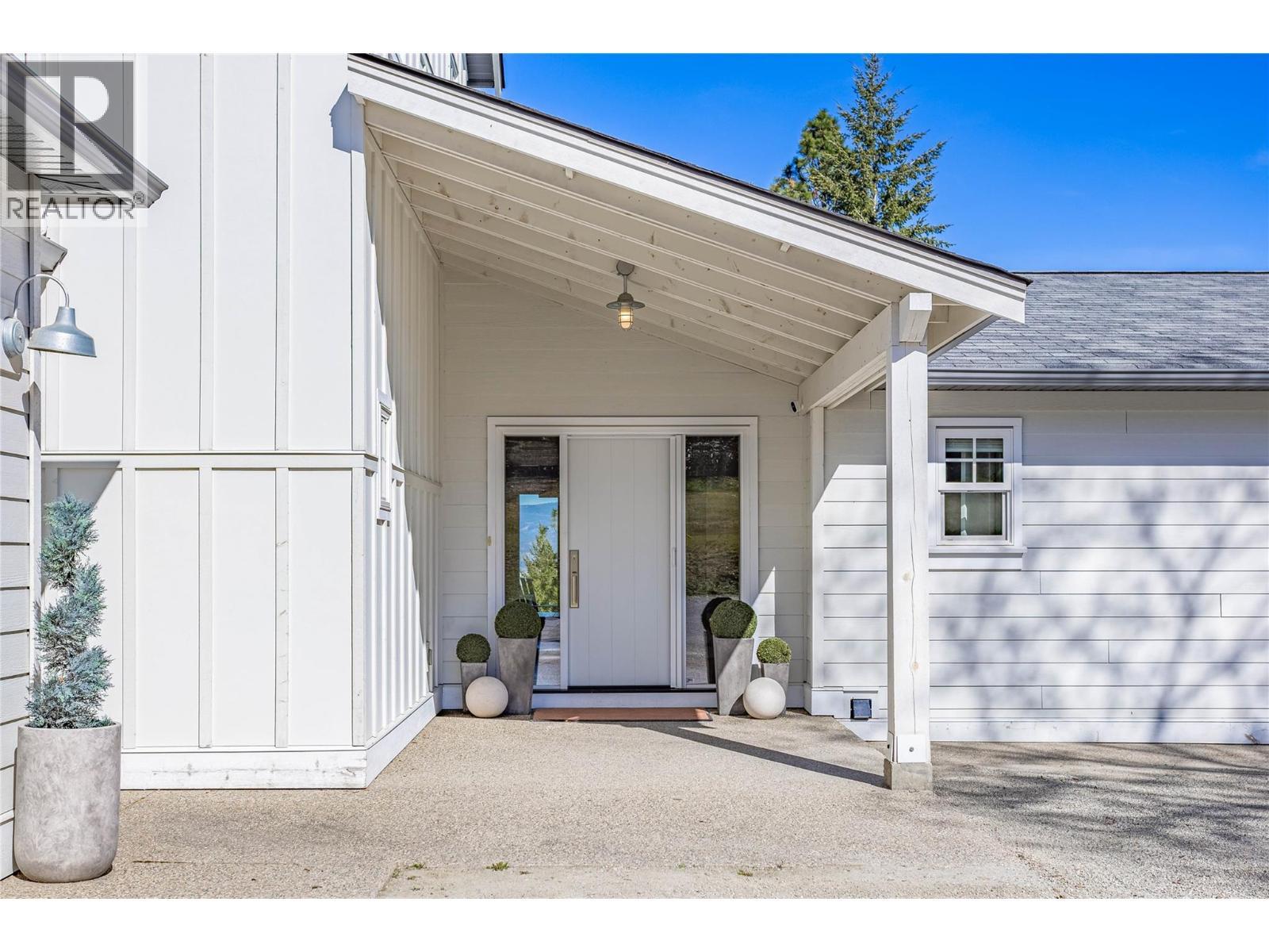 2376 Saucier - 2376 Saucier Road, Kelowna, BC - Outdoor With Exterior