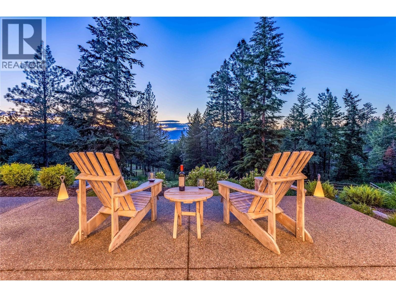 2376 Saucier Road, Kelowna, BC - Outdoor