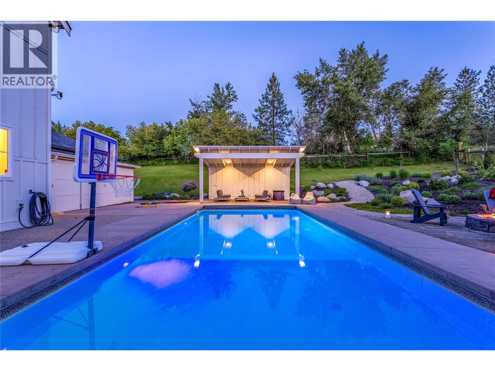 2376 Saucier Road, Kelowna, BC - Outdoor With In Ground Pool With Backyard