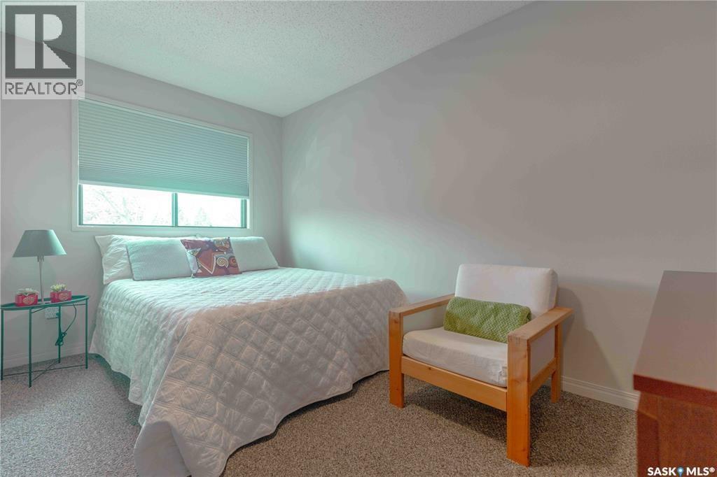 52 455 Pinehouse Drive, Saskatoon, SK - Indoor Photo Showing Bedroom