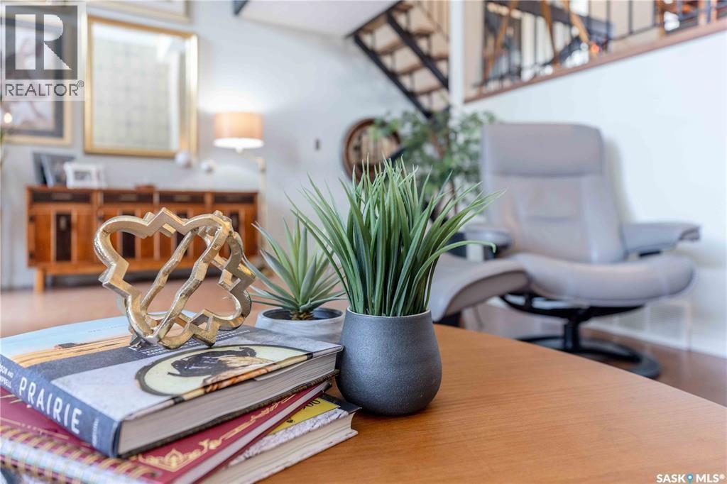 52 455 Pinehouse Drive, Saskatoon, SK - Indoor