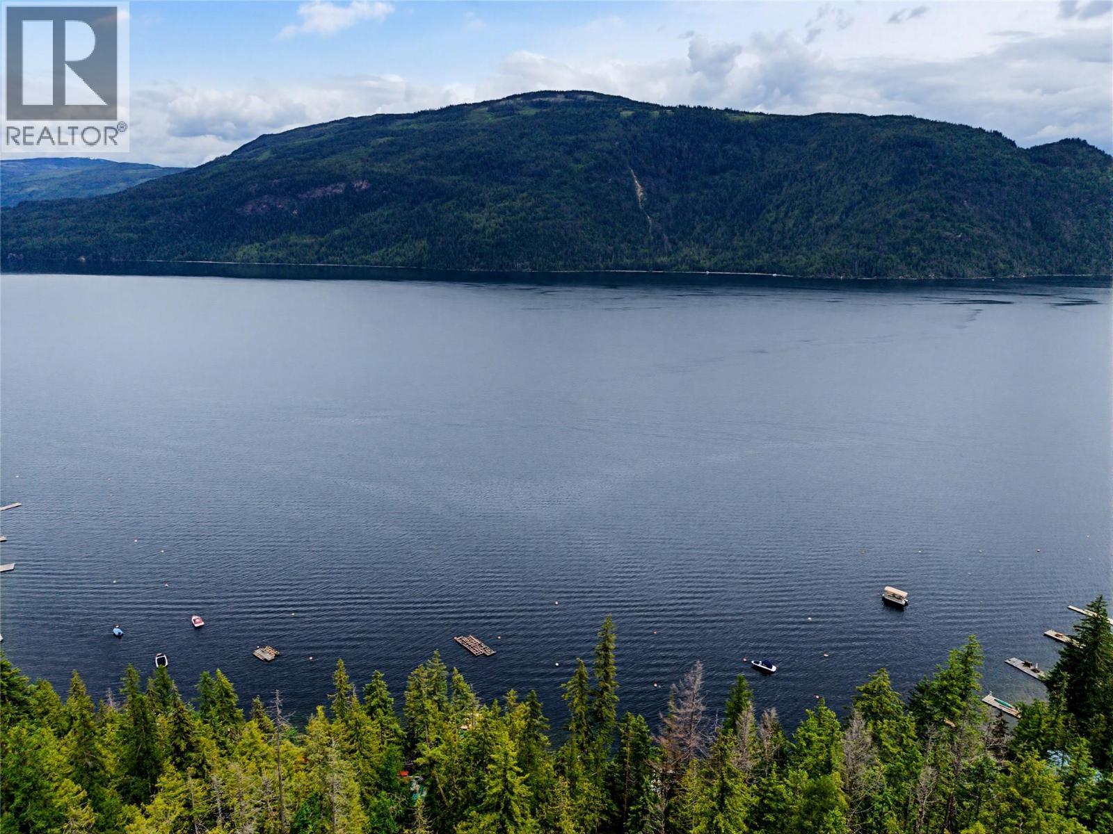 27 Crescent Bay, Sicamous, BC