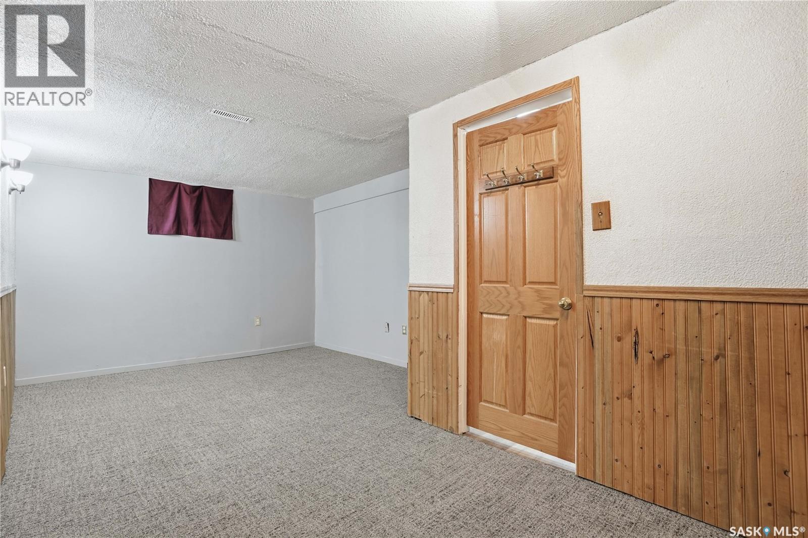 3 Carson Road, Regina, SK - Indoor Photo Showing Other Room