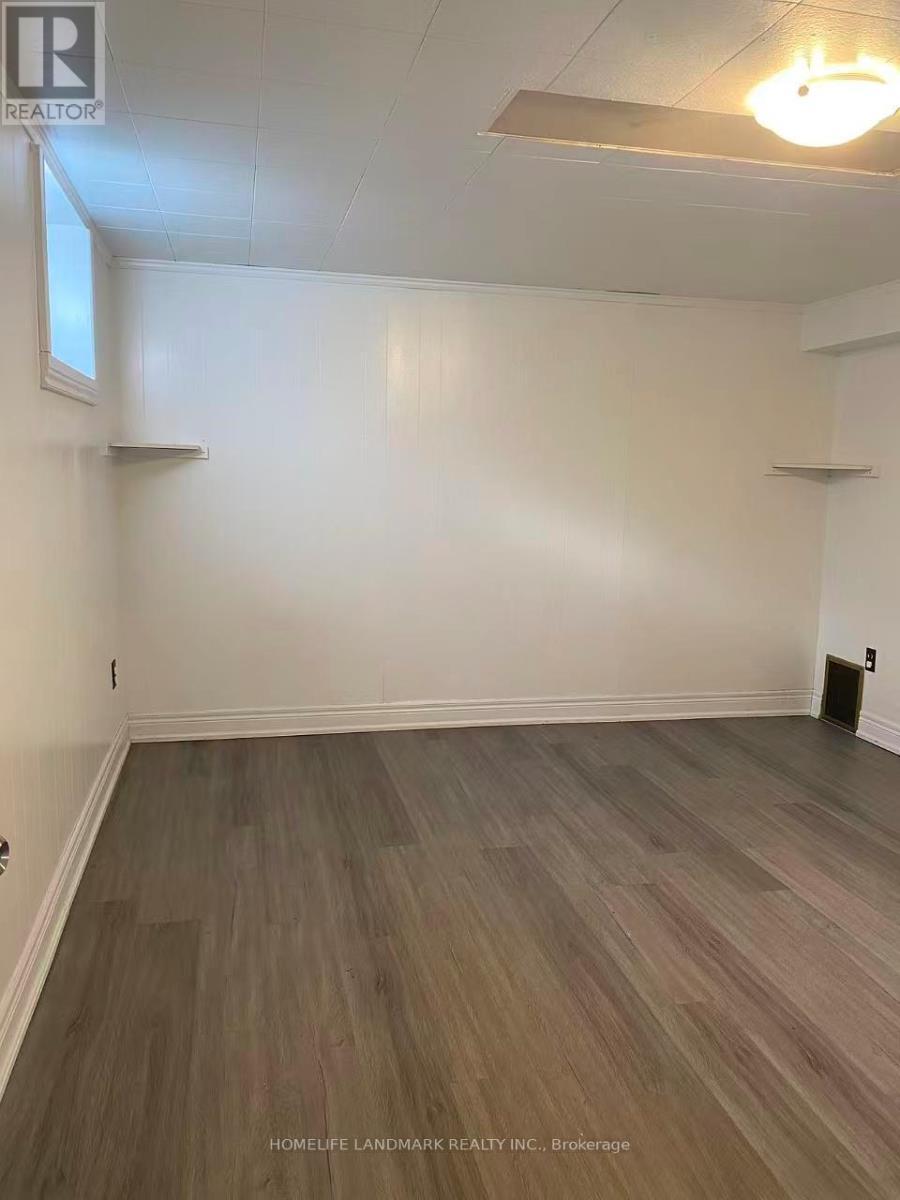 30 Joseph Street, Mississauga, ON - Indoor Photo Showing Other Room