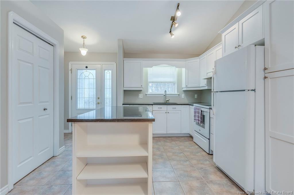 6-354 Amirault St, Dieppe, NB