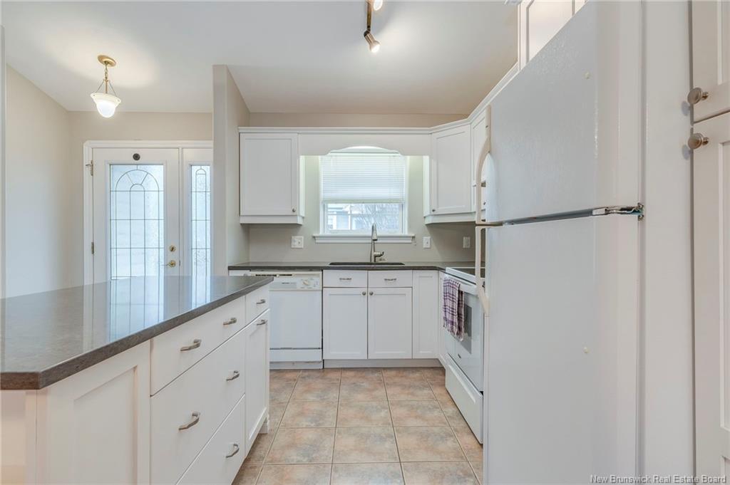 6-354 Amirault St, Dieppe, NB