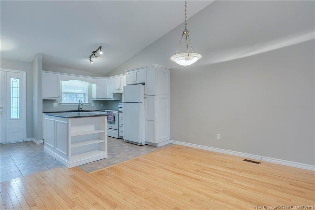 6-354 Amirault St, Dieppe, NB