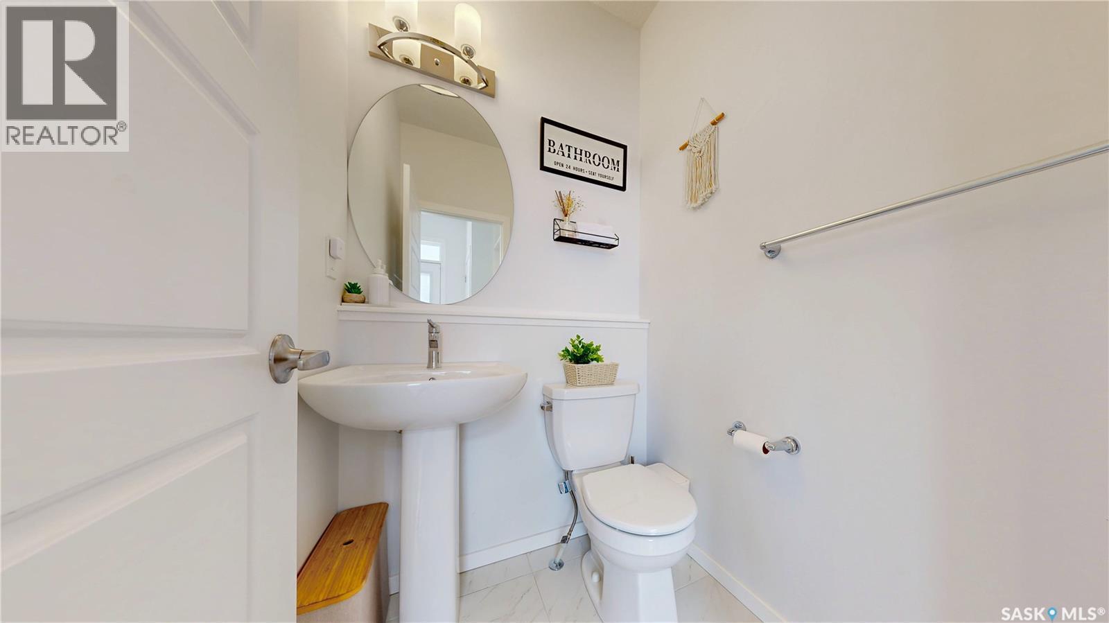 3100 Crosbie Crescent, Regina, SK - Indoor Photo Showing Bathroom