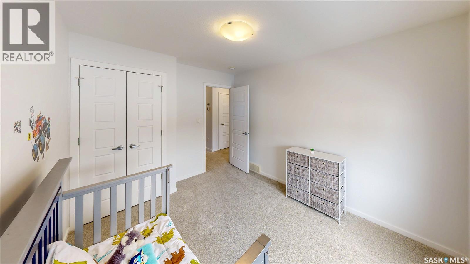 3100 Crosbie Crescent, Regina, SK - Indoor