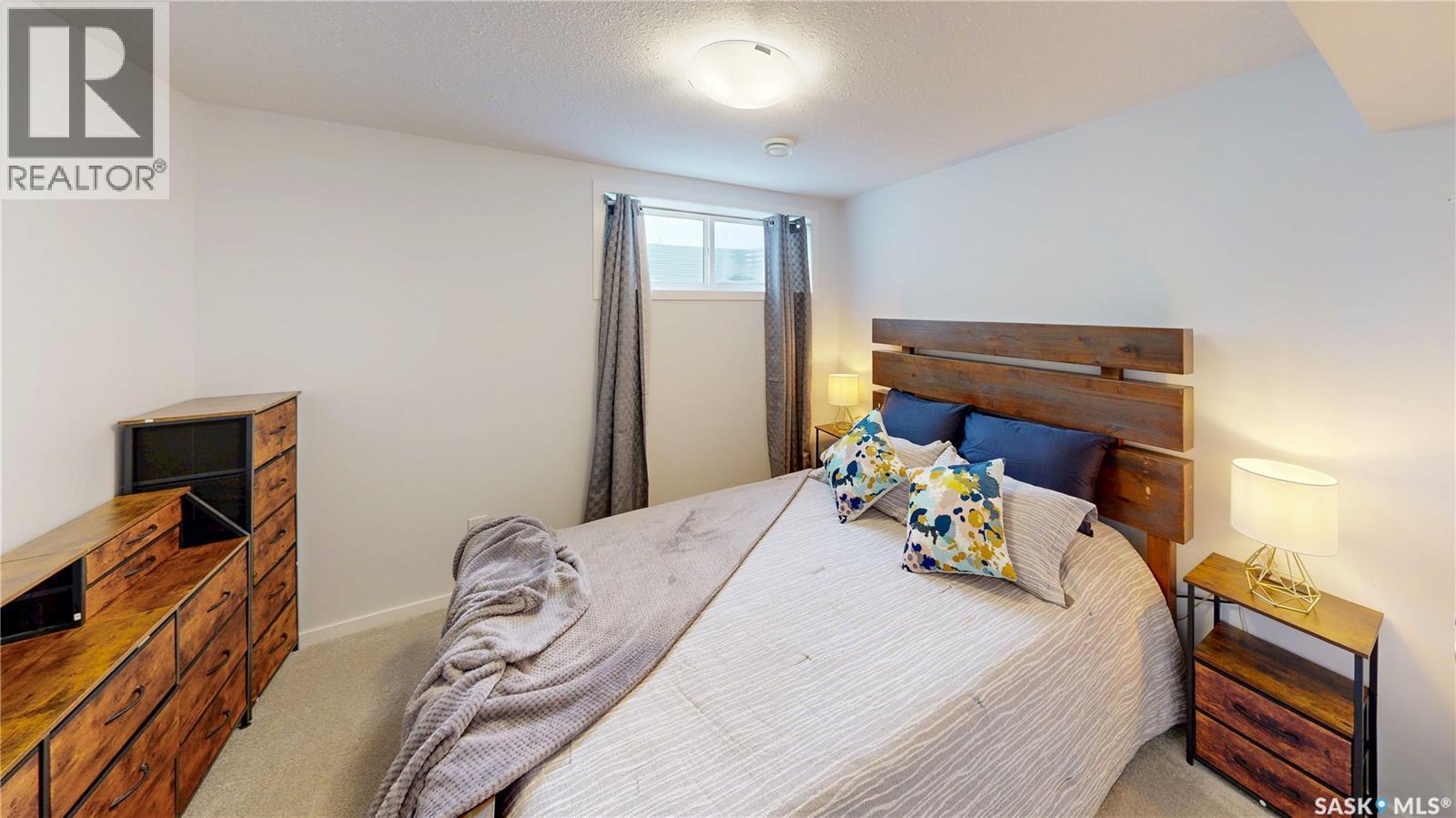 3100 Crosbie Crescent, Regina, SK - Indoor Photo Showing Bedroom