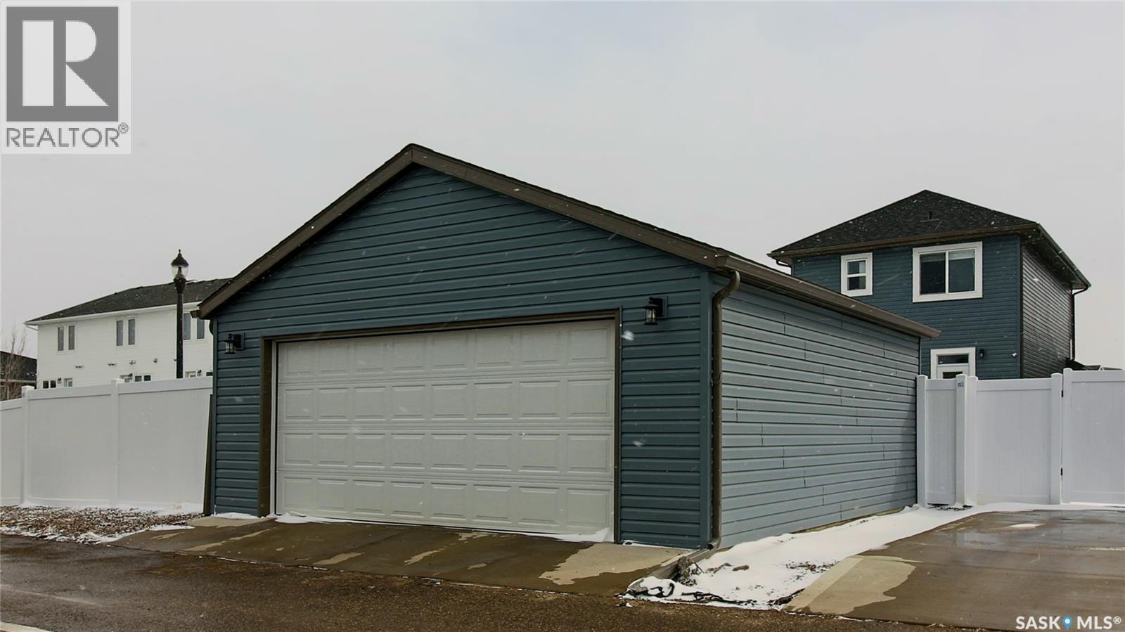 3100 Crosbie Crescent, Regina, SK - Outdoor With Exterior