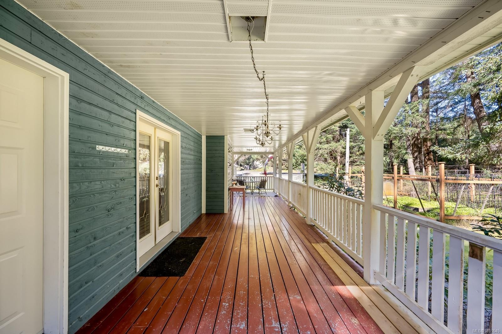 745 Lazo Rd, Comox, BC