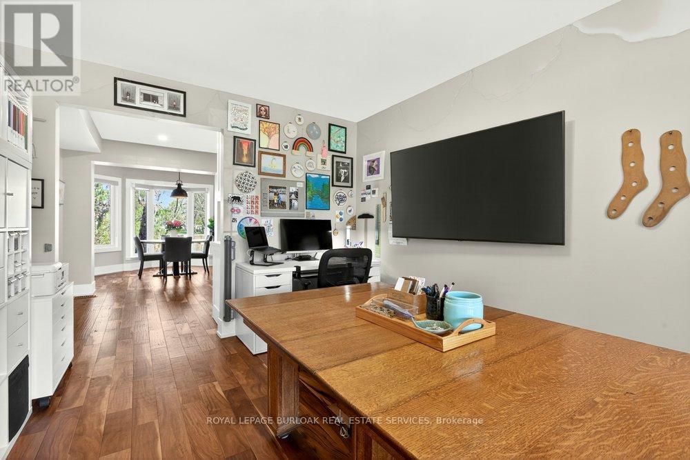 1078 Augustus Drive, Burlington, ON - Indoor Photo Showing Other Room