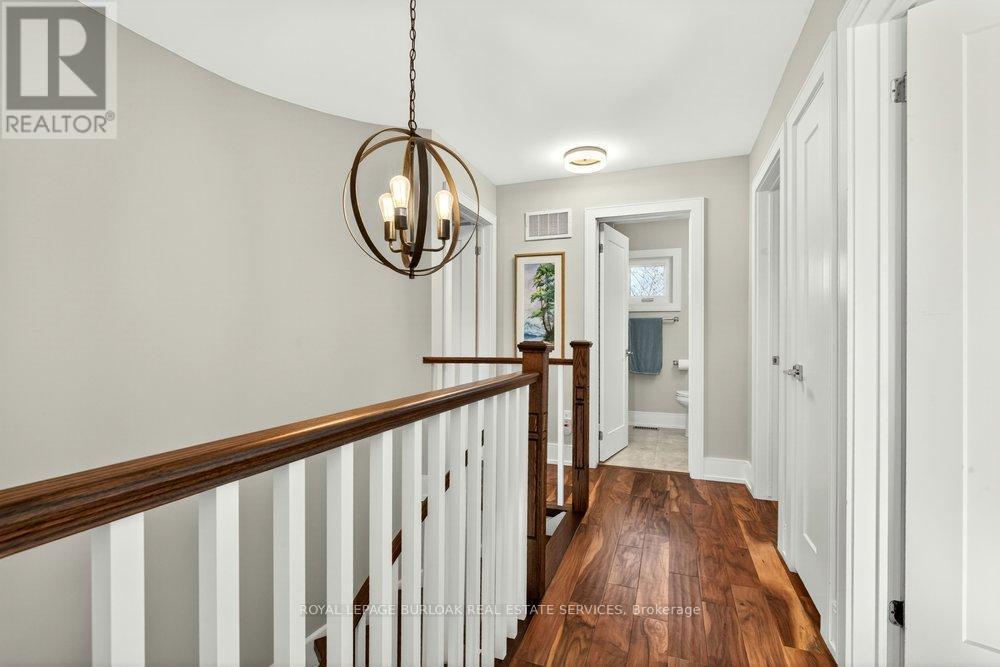 1078 Augustus Drive, Burlington, ON - Indoor Photo Showing Other Room