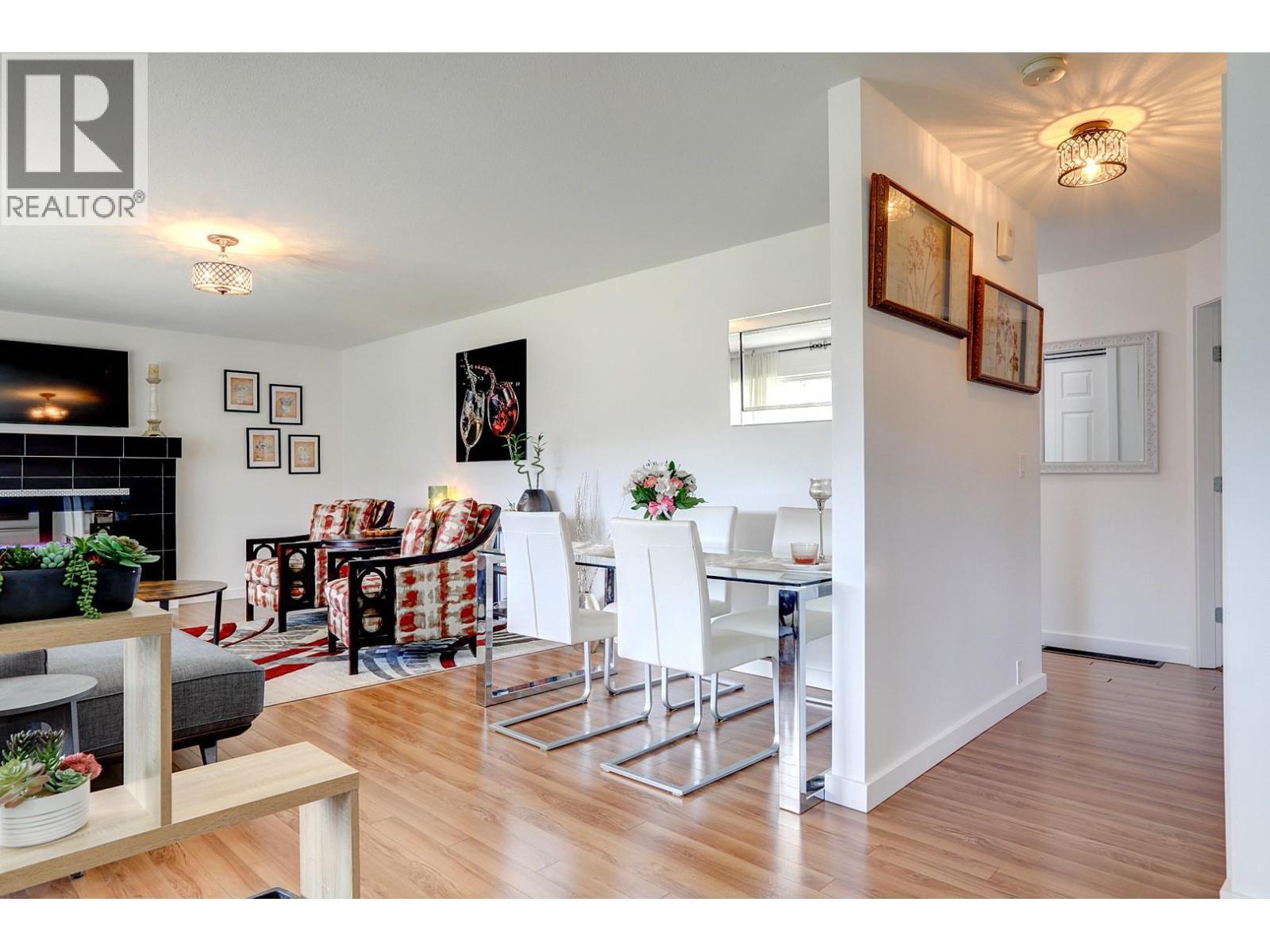 9811 Venables Drive, Vernon, BC - Indoor