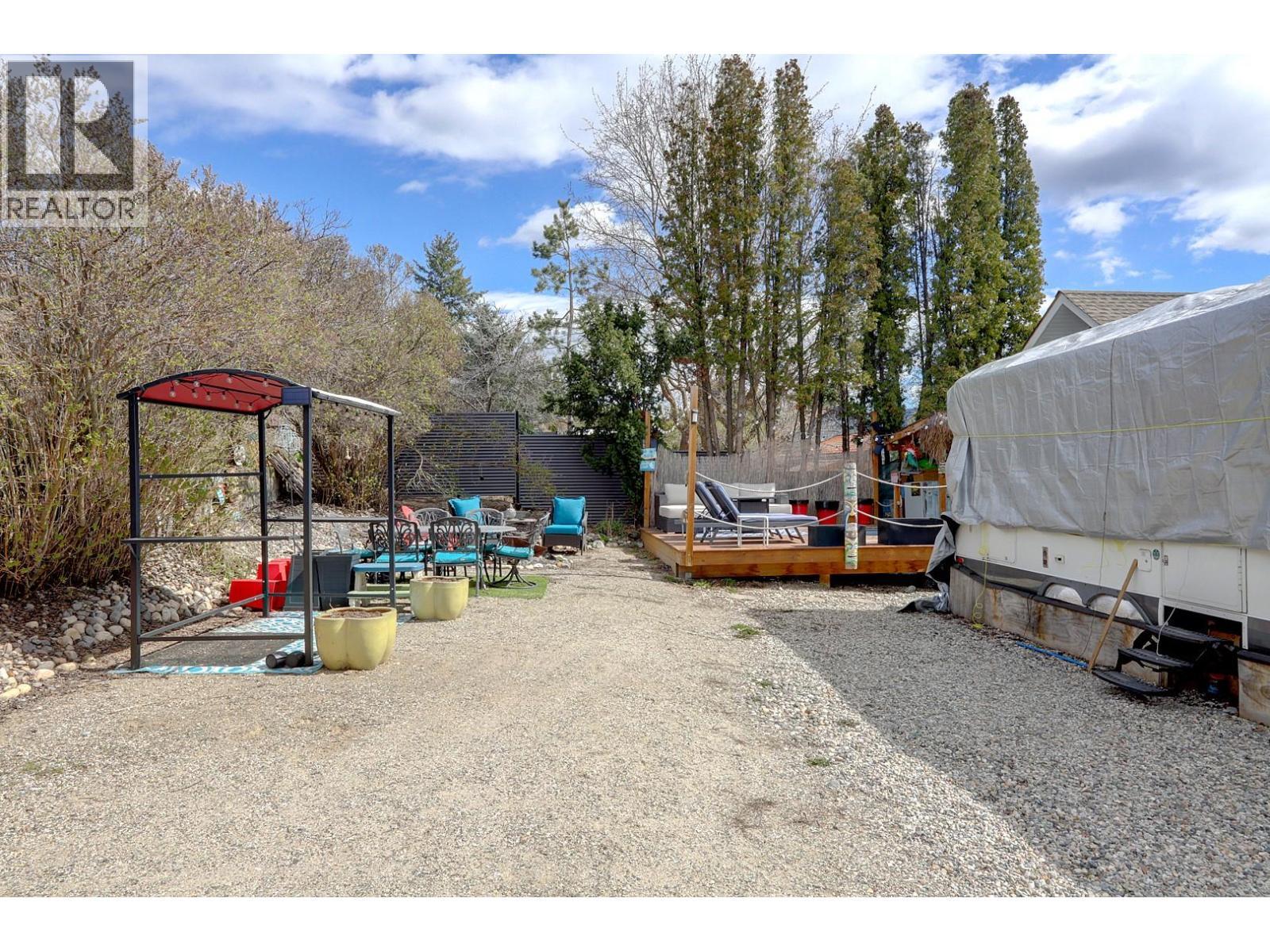 9811 Venables Drive, Vernon, BC - Outdoor