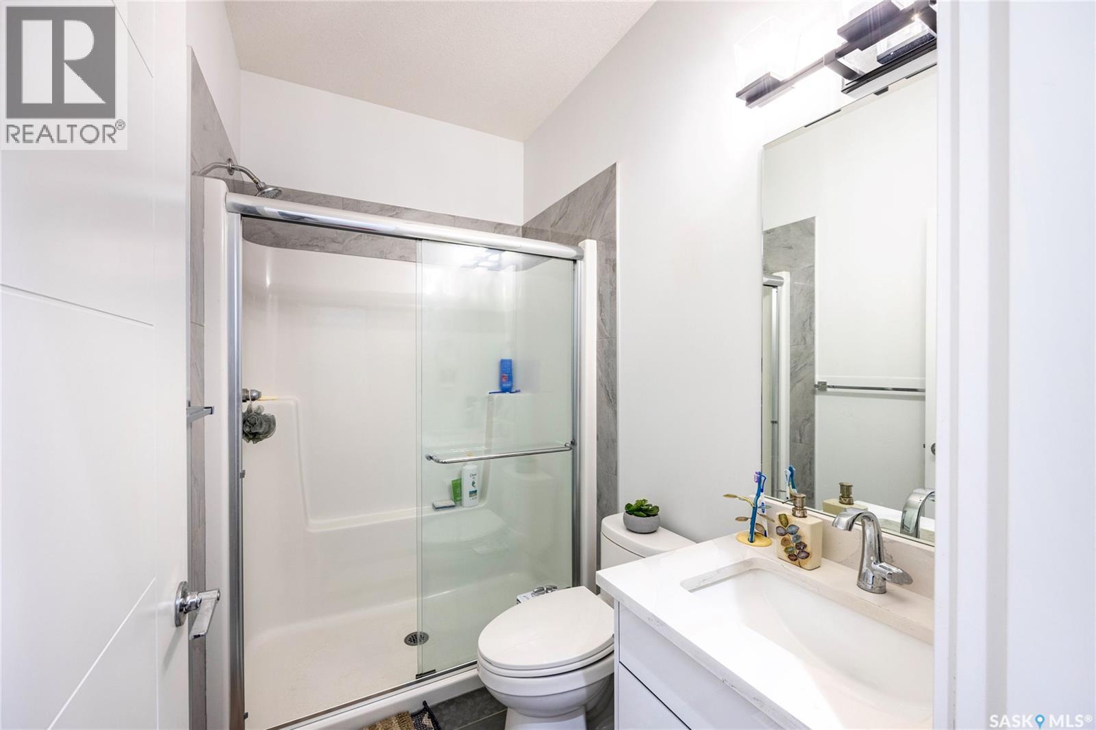 106 Kenaschuk Crescent, Saskatoon, SK - Indoor Photo Showing Bathroom