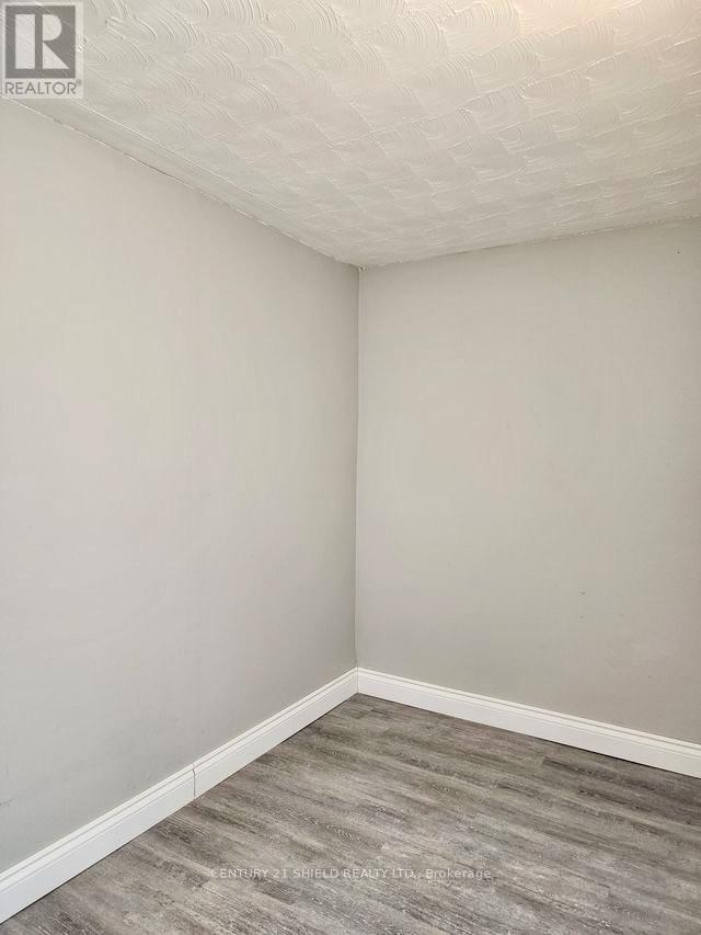 Unit 2 -Bbedroom - 619 Ridley Avenue, Cornwall, ON - Indoor Photo Showing Other Room