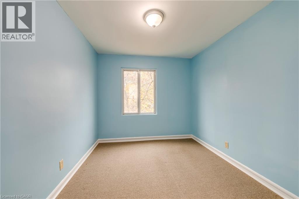98 Armstrong Avenue, Hamilton, ON - Indoor Photo Showing Other Room