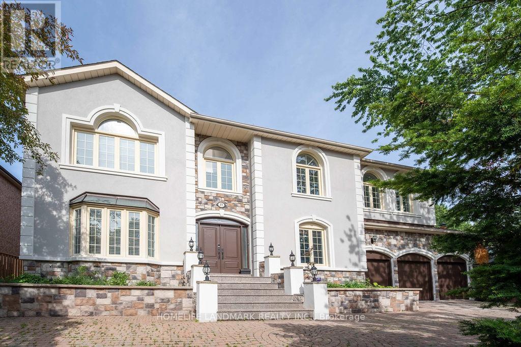 21 Kirkdale Crescent, Toronto, ON