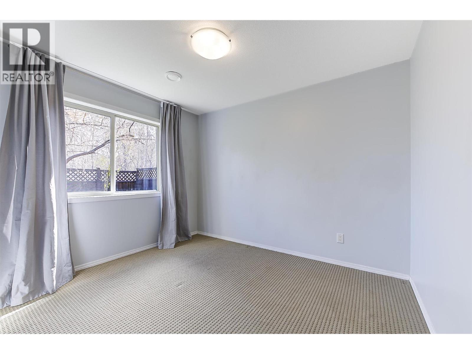3rd bedroom down - 546 South Crest Drive Lot# 1, Kelowna, BC - Indoor Photo Showing Other Room
