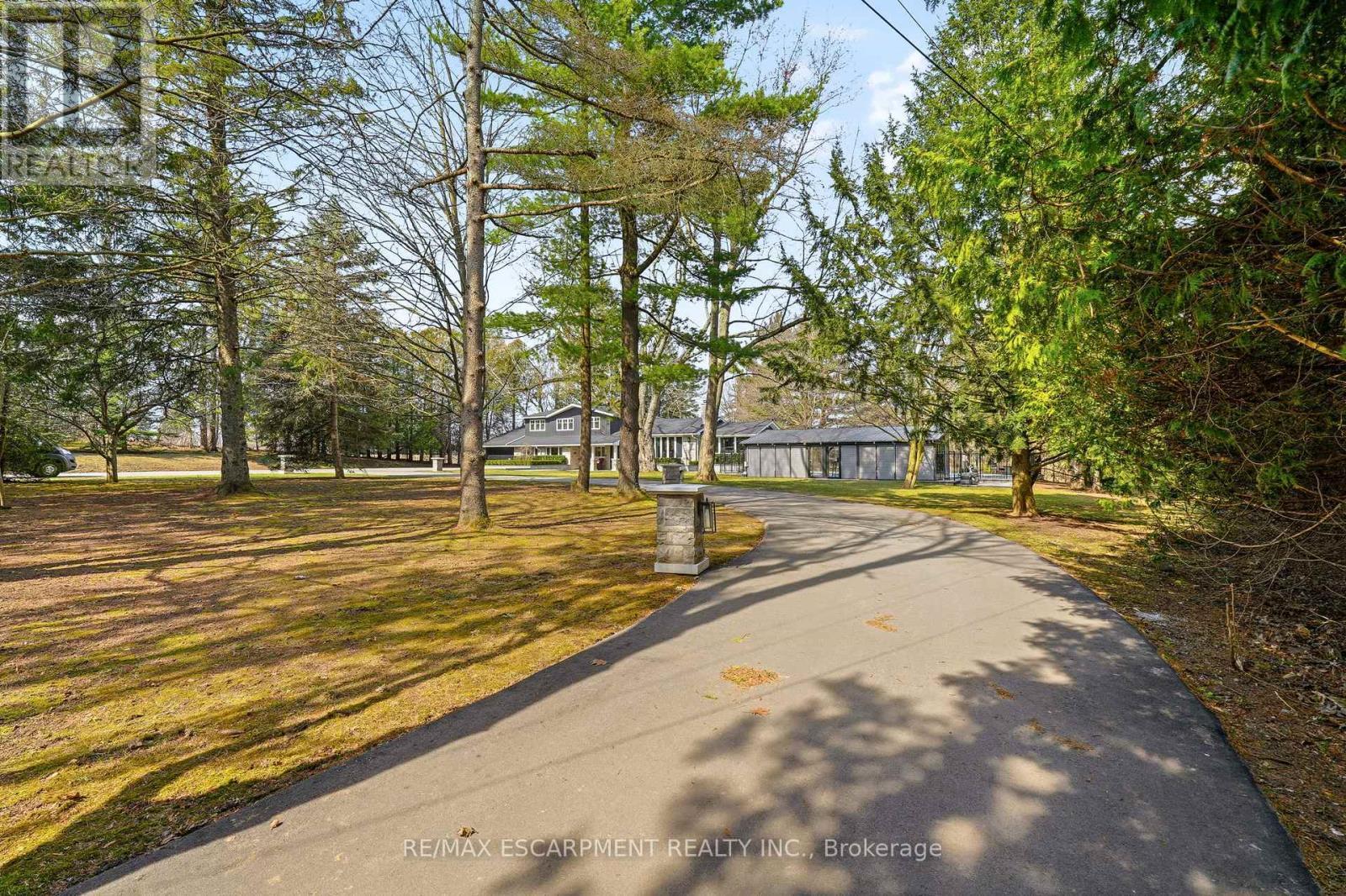 1189 Britannia Road, Burlington, ON - Outdoor With View