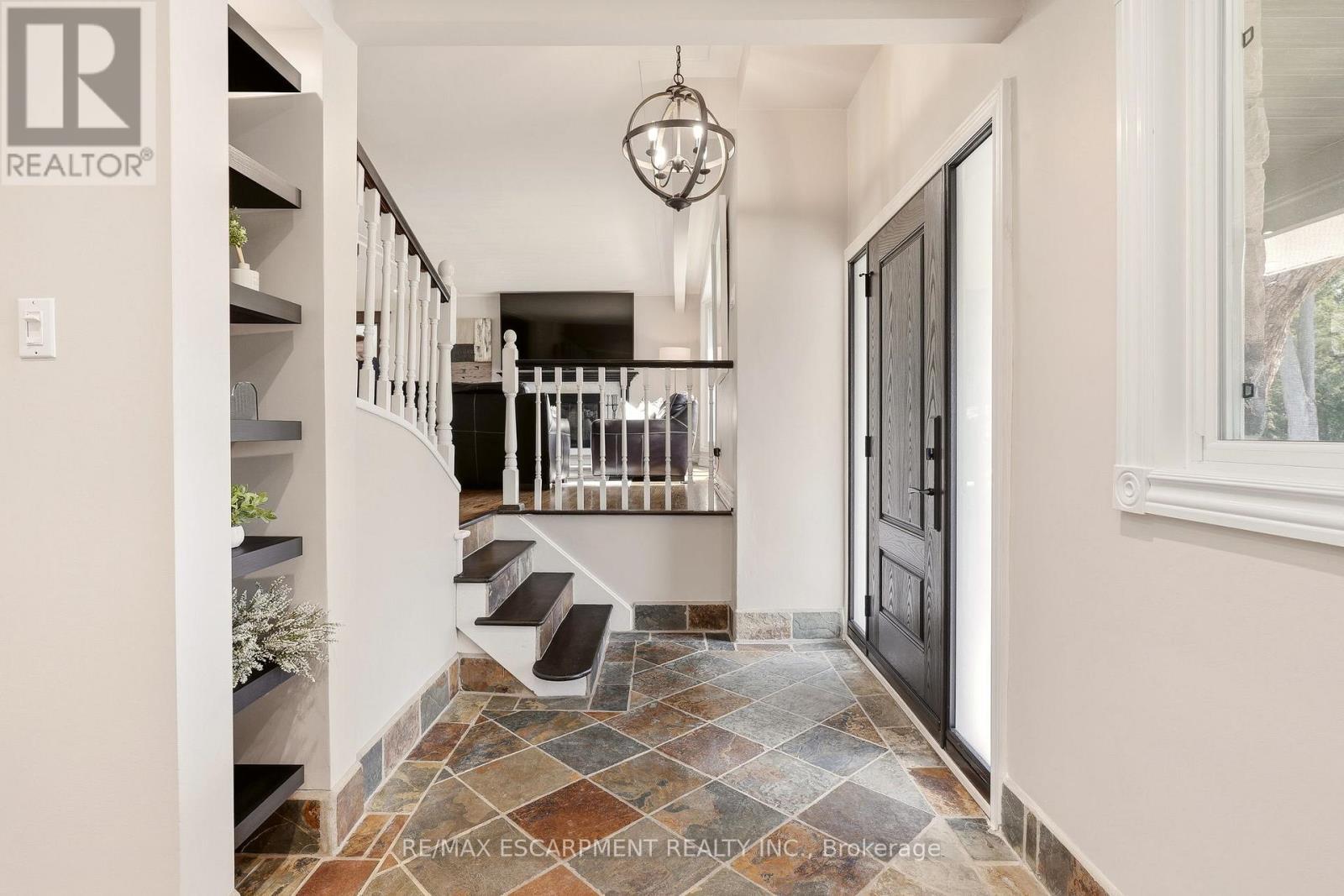 1189 Britannia Road, Burlington, ON - Indoor Photo Showing Other Room