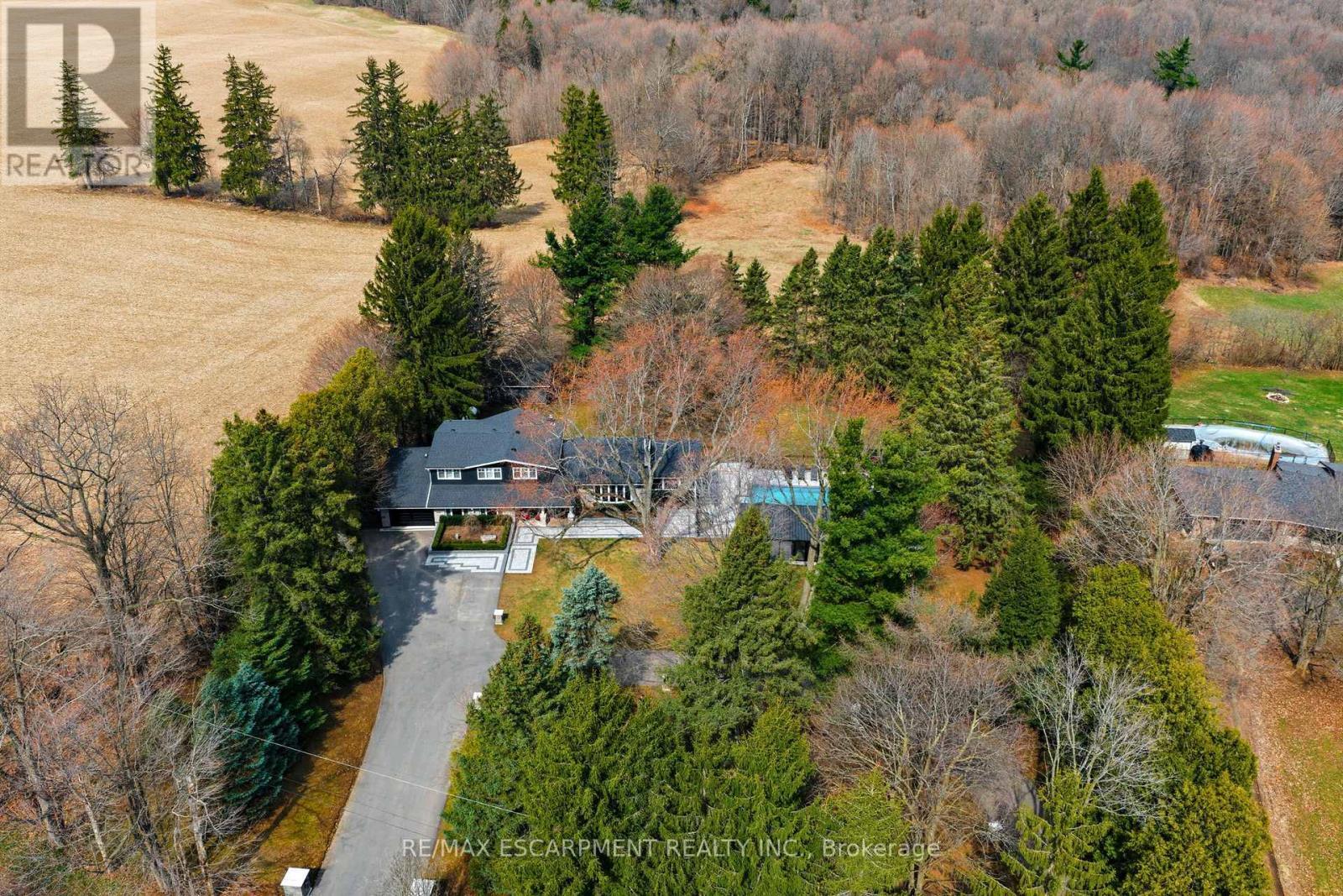 1189 Britannia Road, Burlington, ON - Outdoor With View