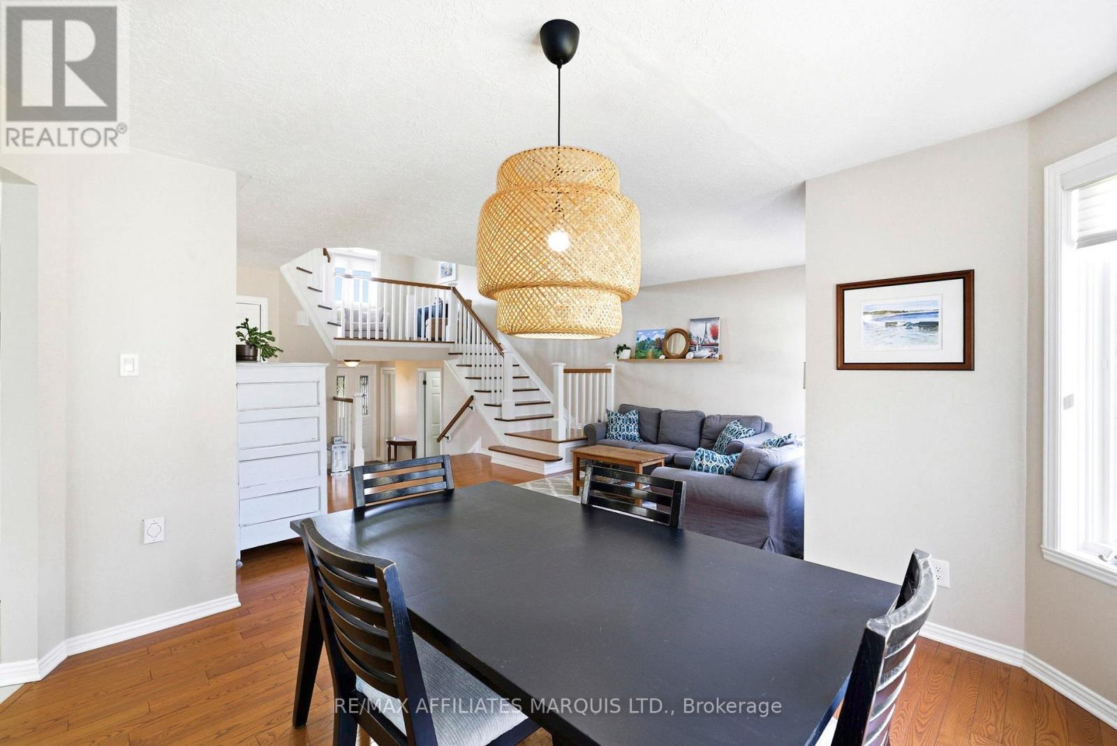 884 Kenyon Crescent, Cornwall, ON - Indoor Photo Showing Dining Room