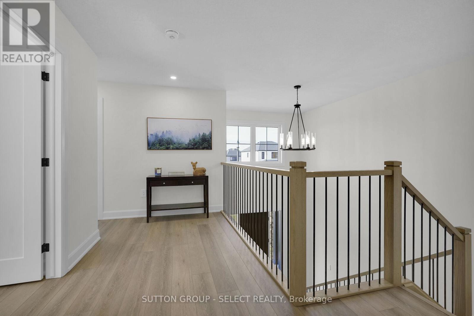 1 Bancroft Road, St. Thomas, ON - Indoor Photo Showing Other Room