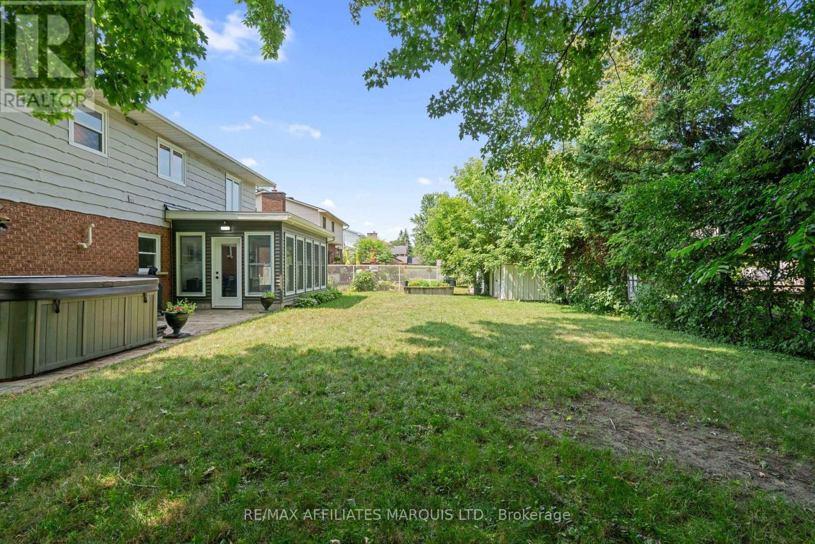 1507 Catherine Street, Cornwall, ON - Outdoor