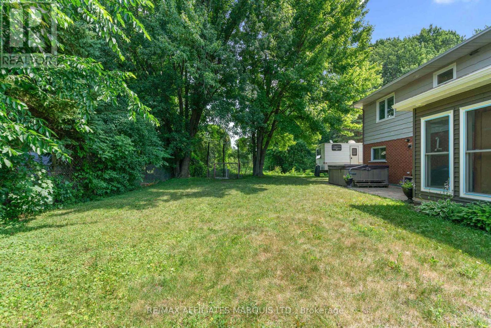 1507 Catherine Street, Cornwall, ON - Outdoor