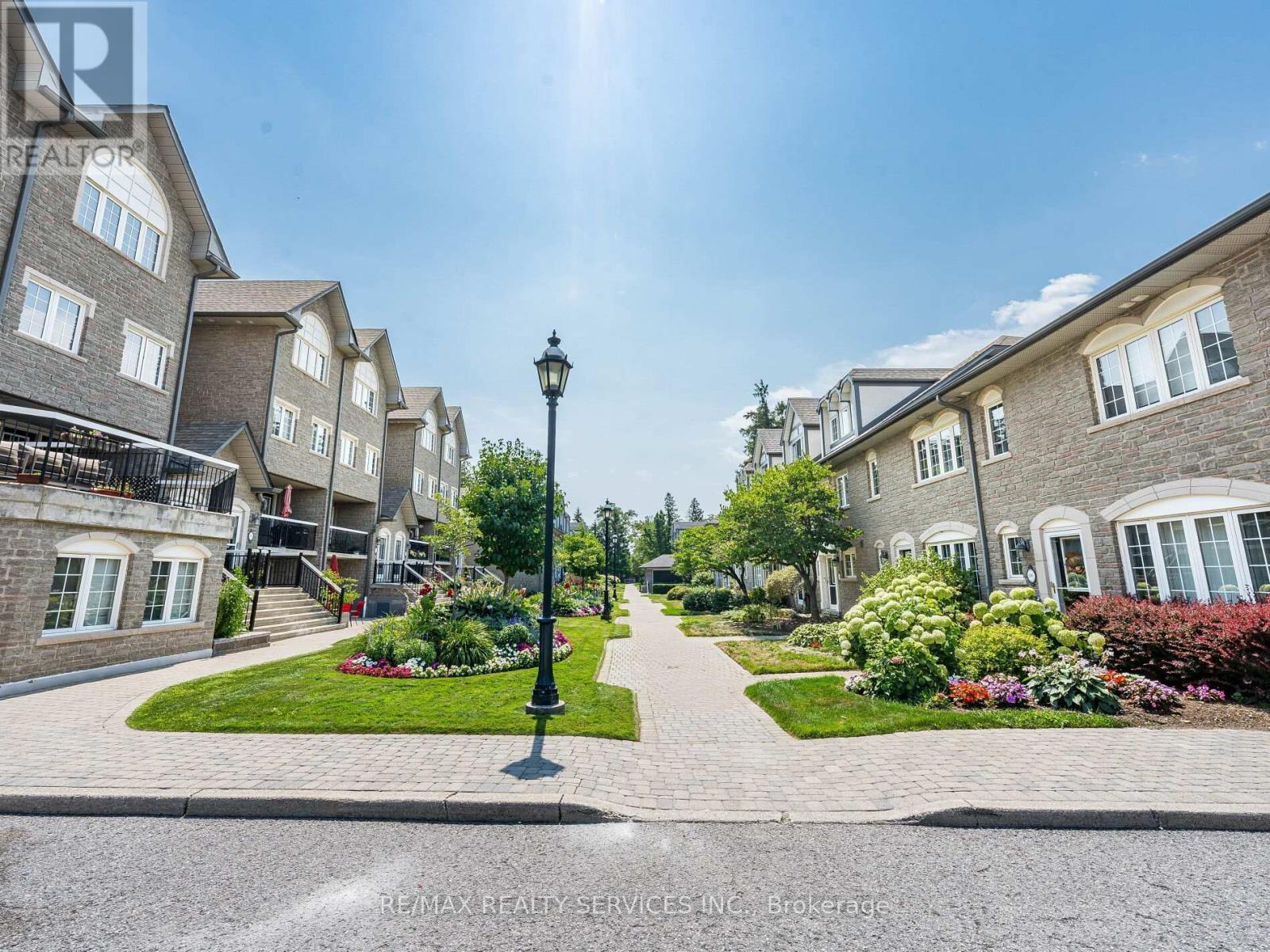 136 - 1995 Royal Road, Pickering, ON - Outdoor