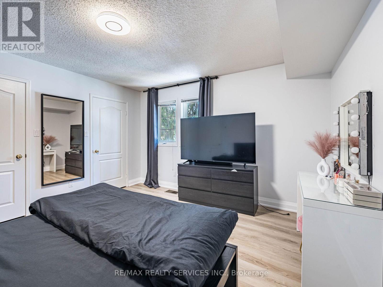 136 - 1995 Royal Road, Pickering, ON - Indoor Photo Showing Bedroom