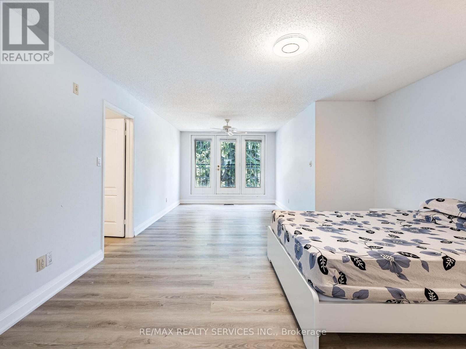 136 - 1995 Royal Road, Pickering, ON - Indoor Photo Showing Bedroom