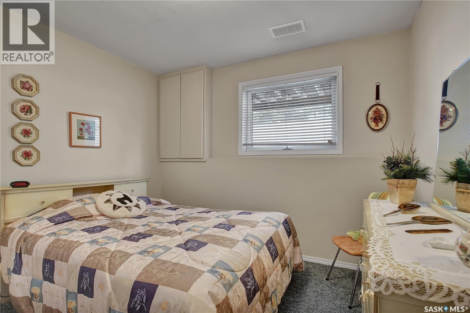 109 810 Mendel Crescent, Saskatoon, SK - Indoor Photo Showing Bedroom