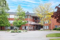 203 - 4 HERITAGE WAY Kawartha Lakes (Lindsay), ON K9V 5Z2
